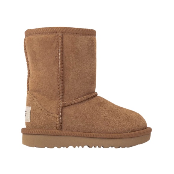 Toddlers UGG Classic II Boot in Chestnut Suede. 1017703T